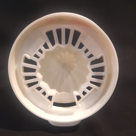 Vintage Gemco Citrus Hand Juicer White w/ Strawberries Plastic Lid Glass Jar - Picture 8 of 8